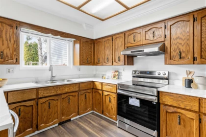 Laundry Room Photo of 8691 Doulton Place, Richmond, BC