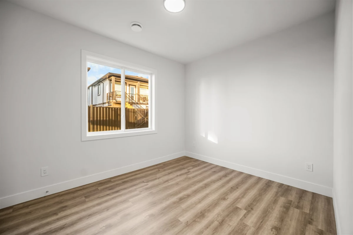 Front Yard Photo of 32713 Carter Avenue, Mission, BC