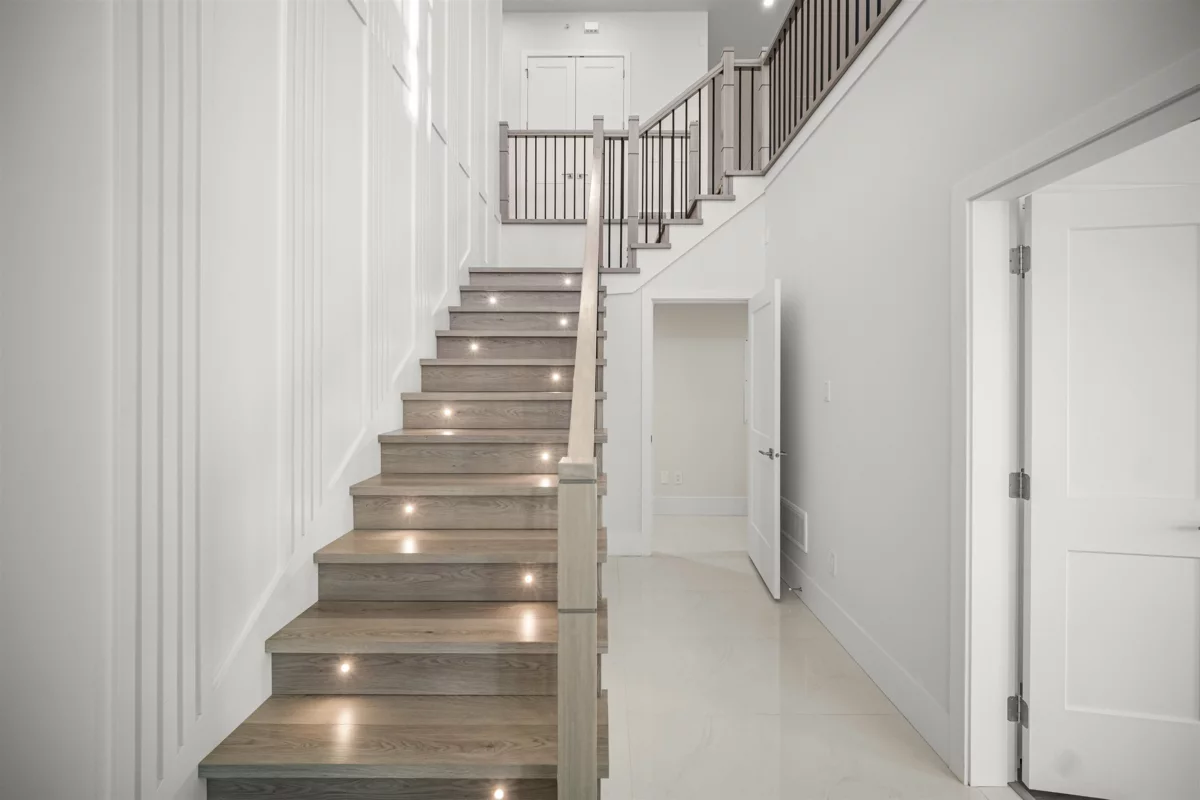 Living Room Photo of 32713 Carter Avenue, Mission, BC