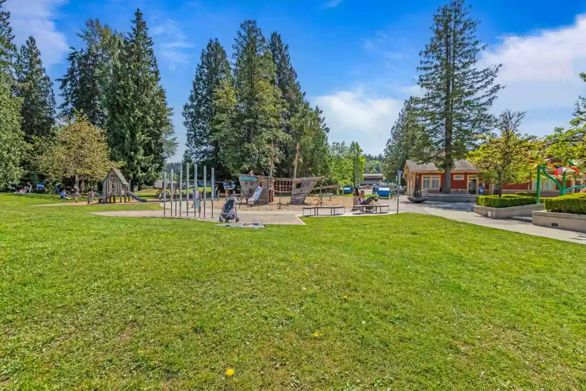 Community Amenities Photo (Clubhouse) of 3362 Viewmount Drive, Port Moody, BC