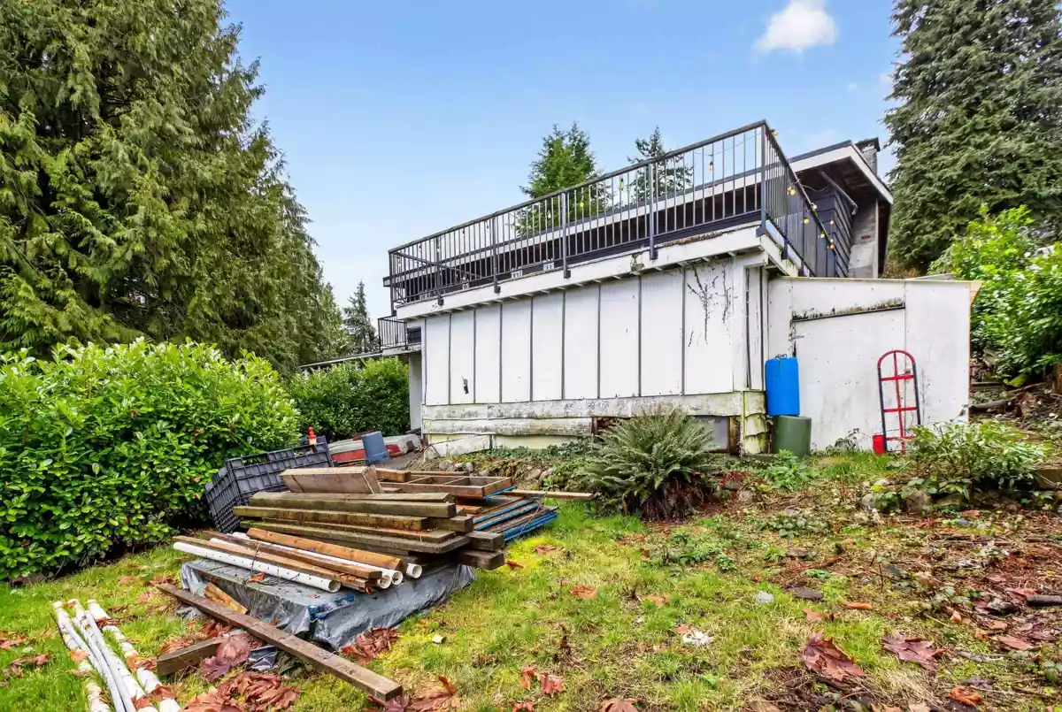 Front Yard Photo of 3362 Viewmount Drive, Port Moody, BC