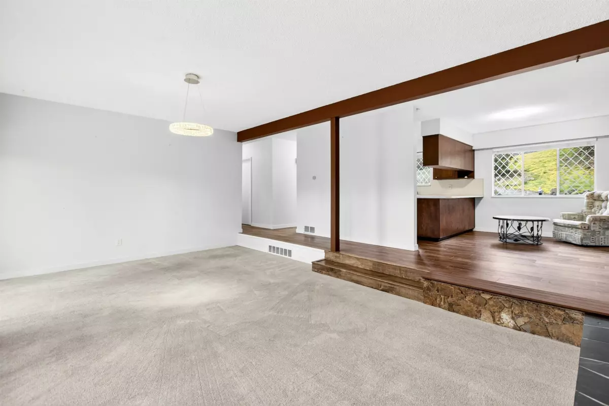 Pantry Photo of 3362 Viewmount Drive, Port Moody, BC