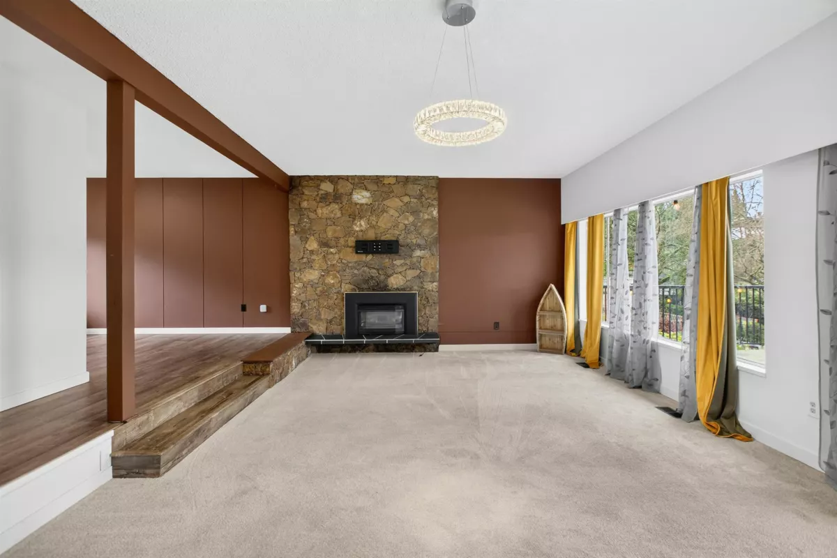 Primary Bathroom Photo of 3362 Viewmount Drive, Port Moody, BC