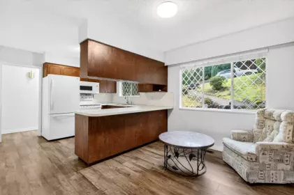 Kitchen Photo of 3362 Viewmount Drive, Port Moody, BC