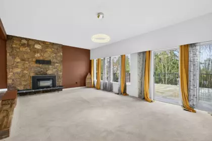 Walk-In Closet Photo of 3362 Viewmount Drive, Port Moody, BC