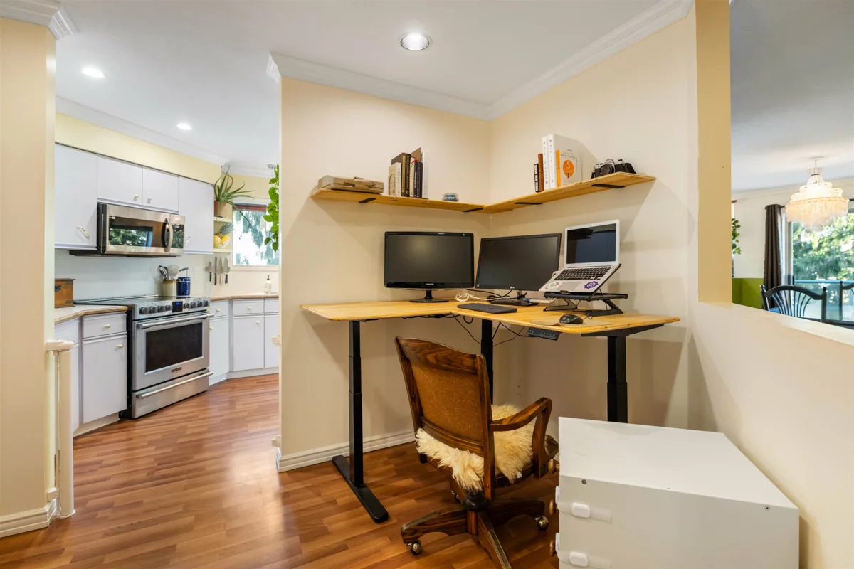 Basement Recreation Room Photo of 304 20140 56 Avenue, Langley, BC