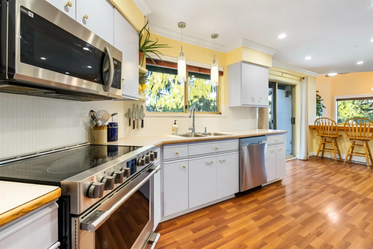 Bedroom 4 Photo of 304 20140 56 Avenue, Langley, BC