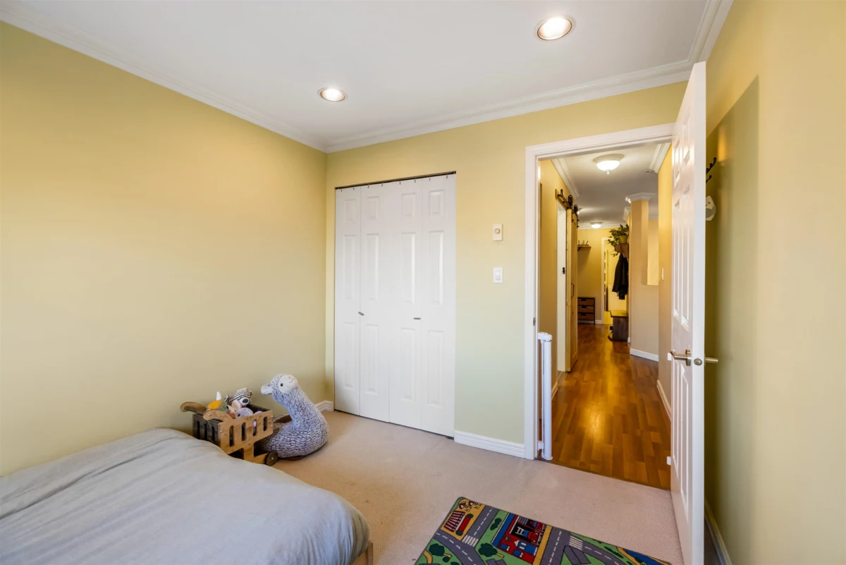 Powder Room Photo of 304 20140 56 Avenue, Langley, BC