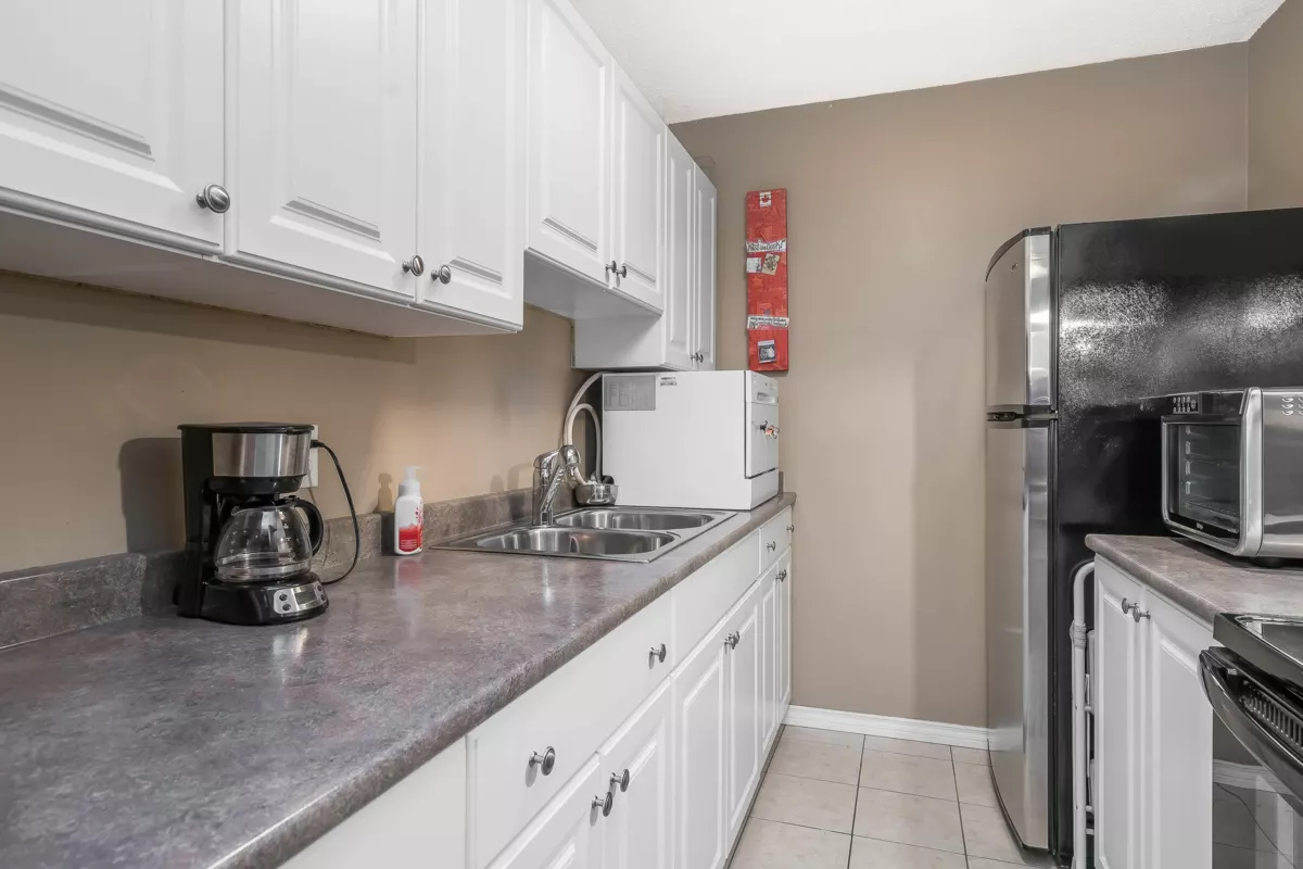 Kitchen Island Photo of 70 17712 60 Avenue, Surrey, BC