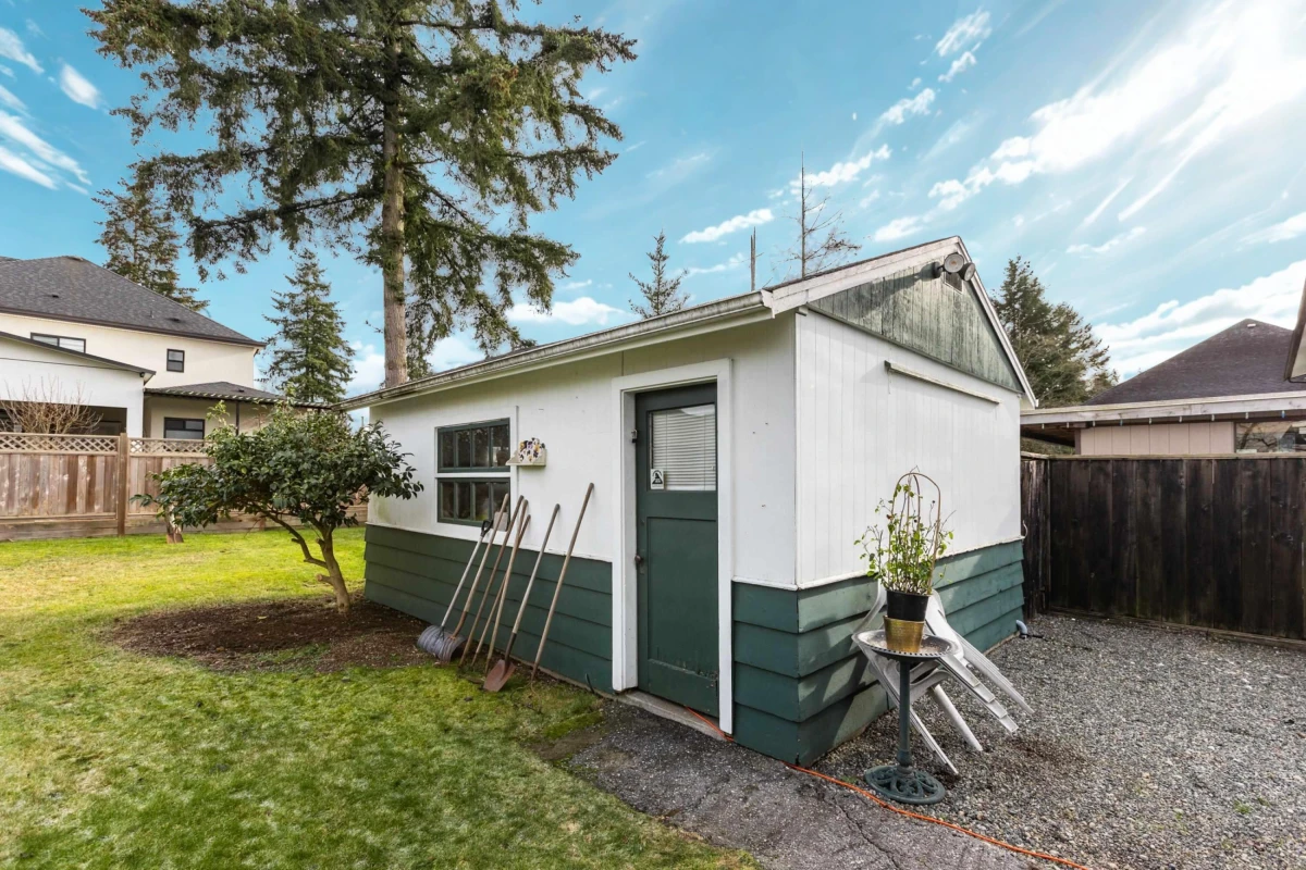 Laundry Room Photo of 8736 154 Street, Surrey, BC