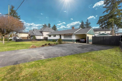 8736 154 Street, Surrey, BC