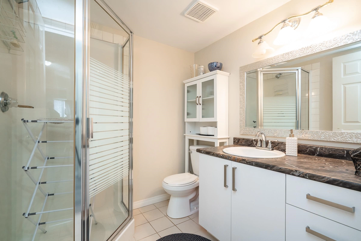 Basement Recreation Room Photo of 109 5250 Victory Street, Burnaby, BC