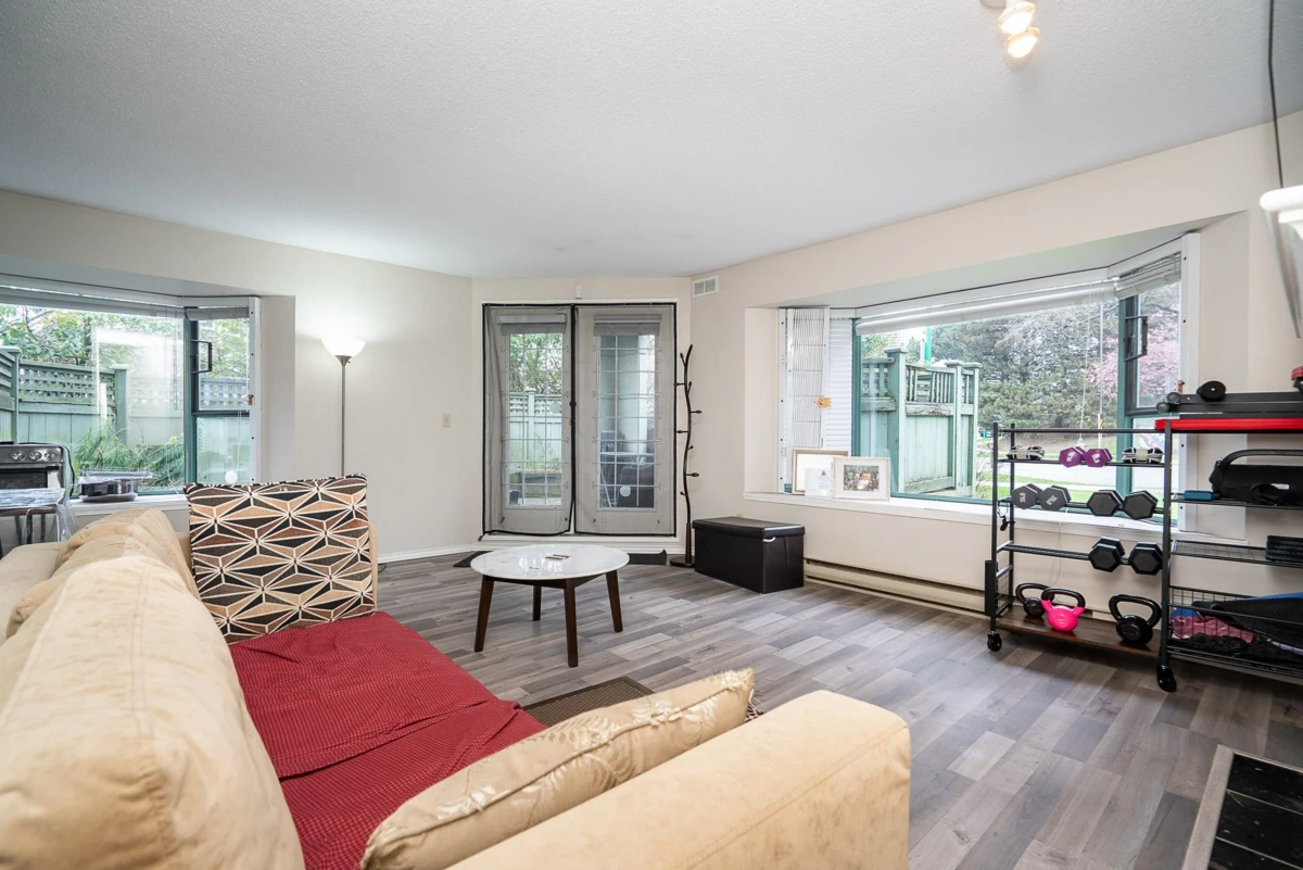 Kitchen Photo of 109 5250 Victory Street, Burnaby, BC