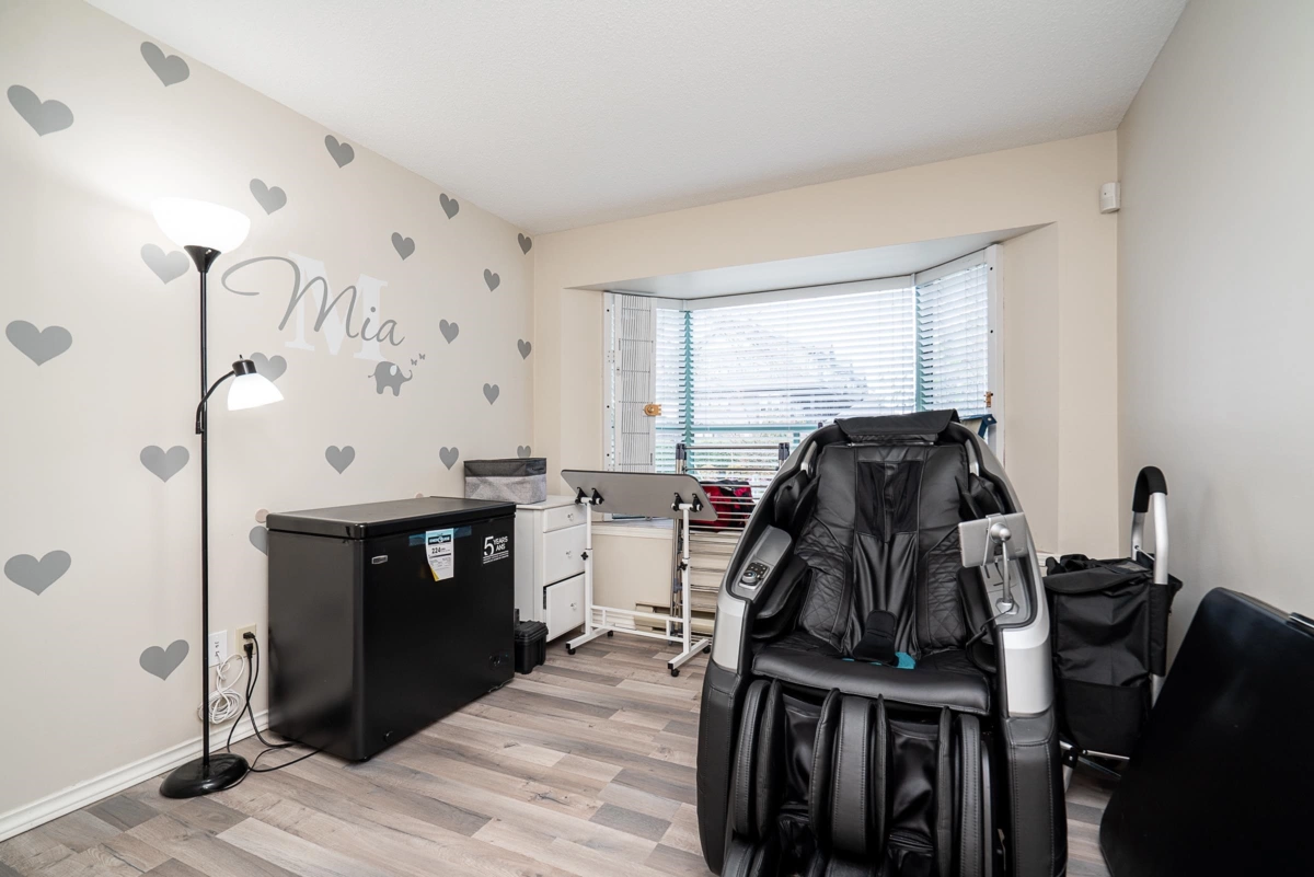 Loft / Bonus Room Photo of 109 5250 Victory Street, Burnaby, BC