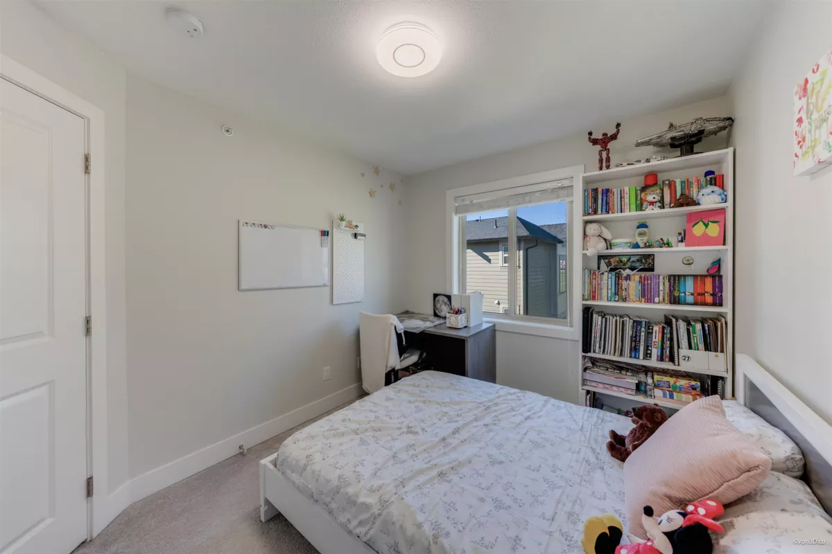 Front Yard Photo of 84 19913 70 Avenue, Langley, BC