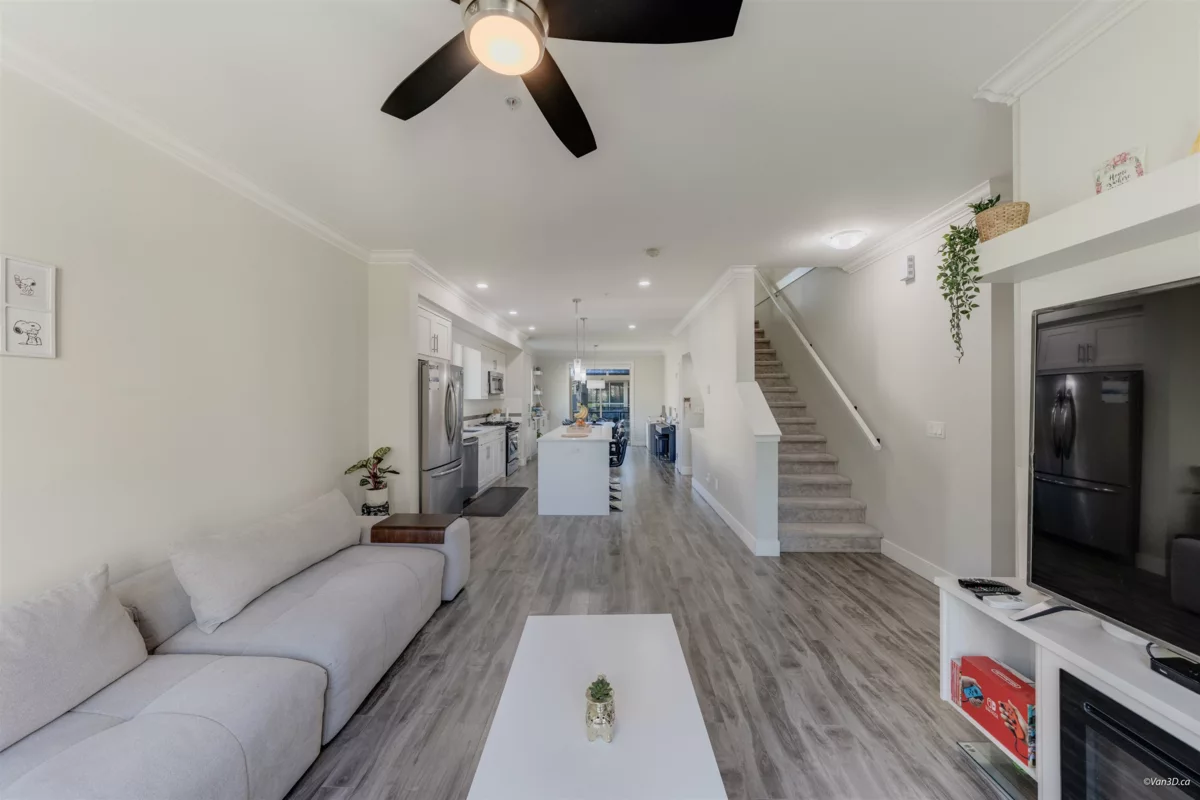 Primary Bathroom Photo of 84 19913 70 Avenue, Langley, BC