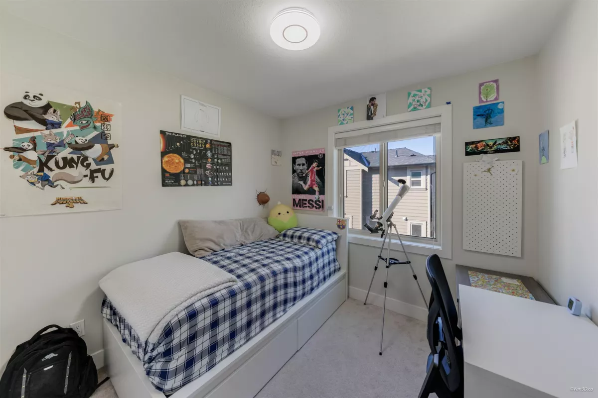 Swimming Pool Photo of 84 19913 70 Avenue, Langley, BC