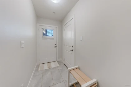 Kitchen Photo of 84 19913 70 Avenue, Langley, BC