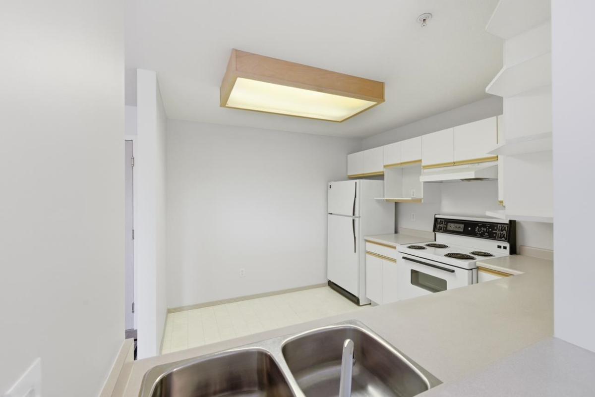 Bedroom 2 Photo of 102 20881 56 Avenue, Langley, BC