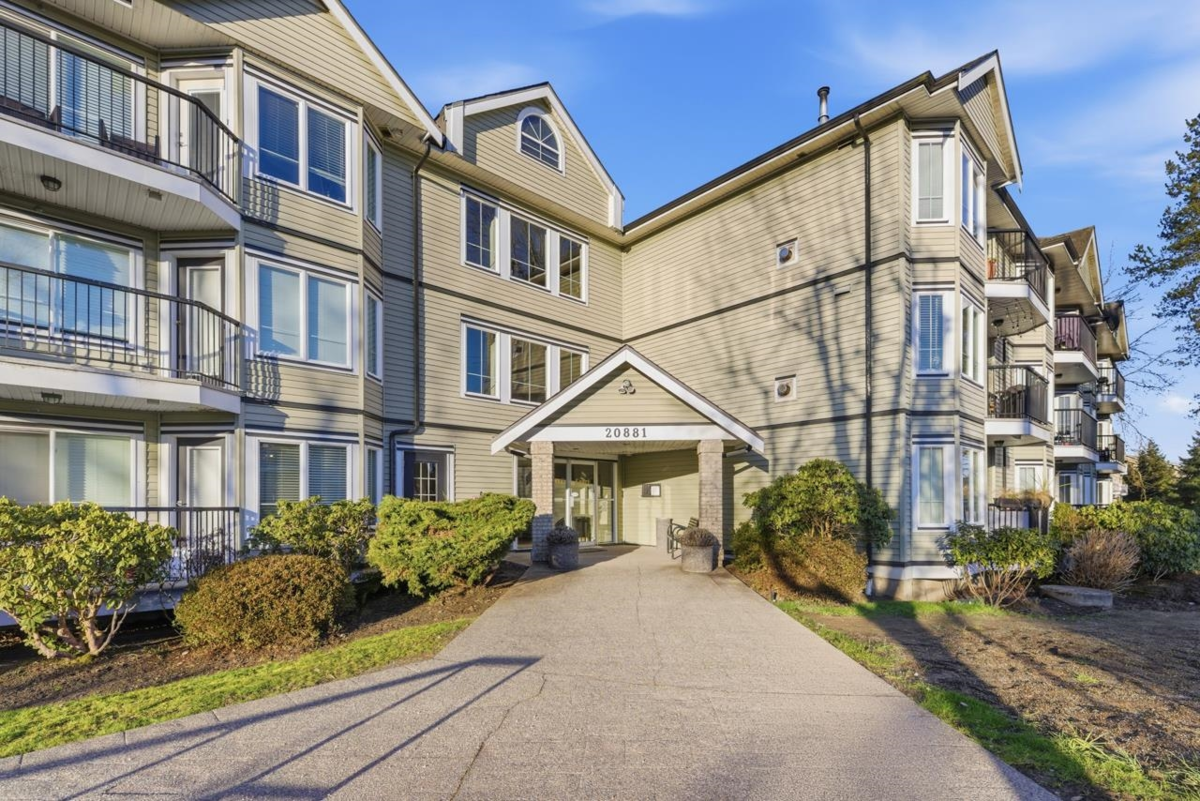 Exterior Rear Photo of 102 20881 56 Avenue, Langley, BC