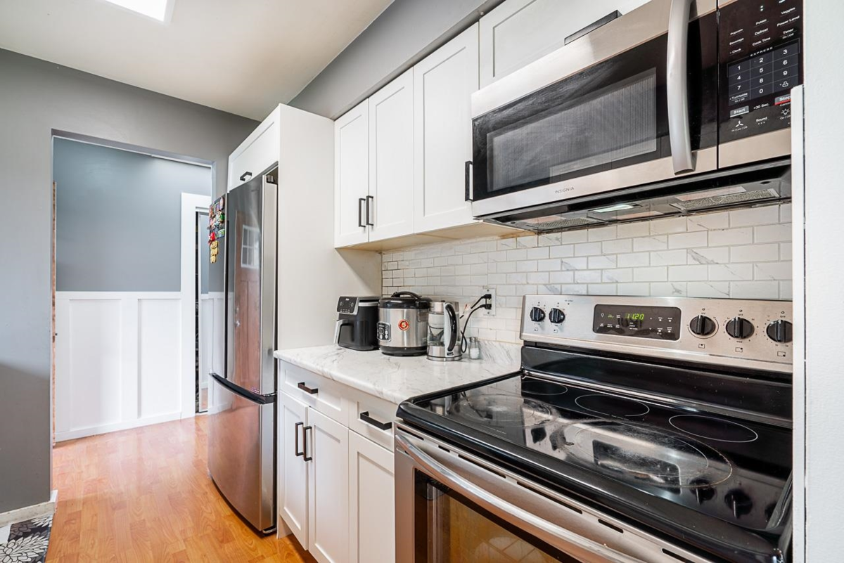 Walk-In Closet Photo of 8403 Arbour Place, Surrey, BC