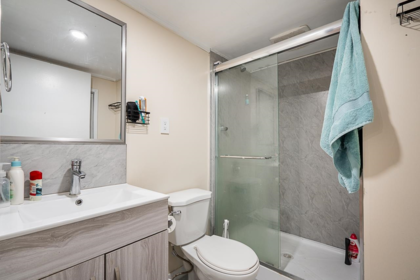Hallway Photo of 8403 Arbour Place, Surrey, BC