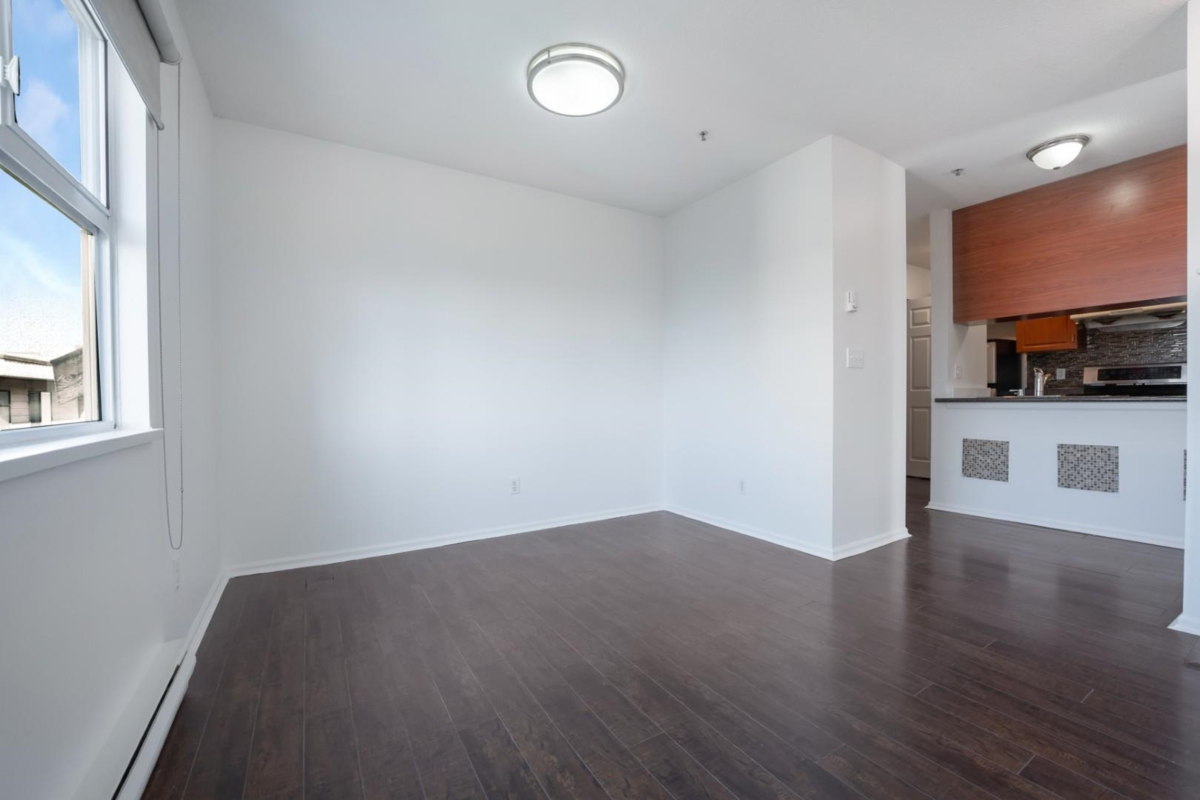 Entry Foyer Photo of 12 1328 W 73rd Avenue, Vancouver, BC