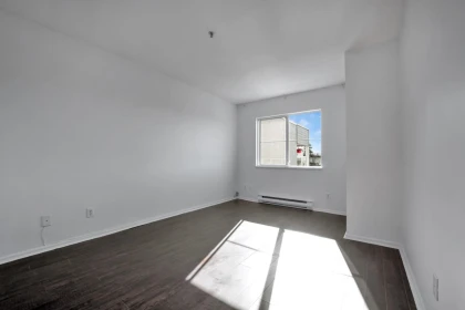 Guest Bathroom Photo of 12 1328 W 73rd Avenue, Vancouver, BC