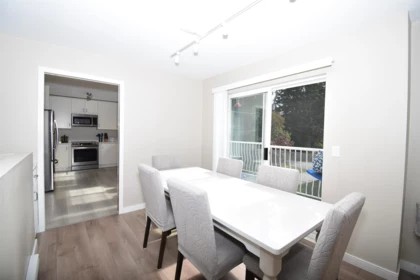 Basement Recreation Room Photo of 8086 Dogwood Drive, Halfmoon Bay, BC