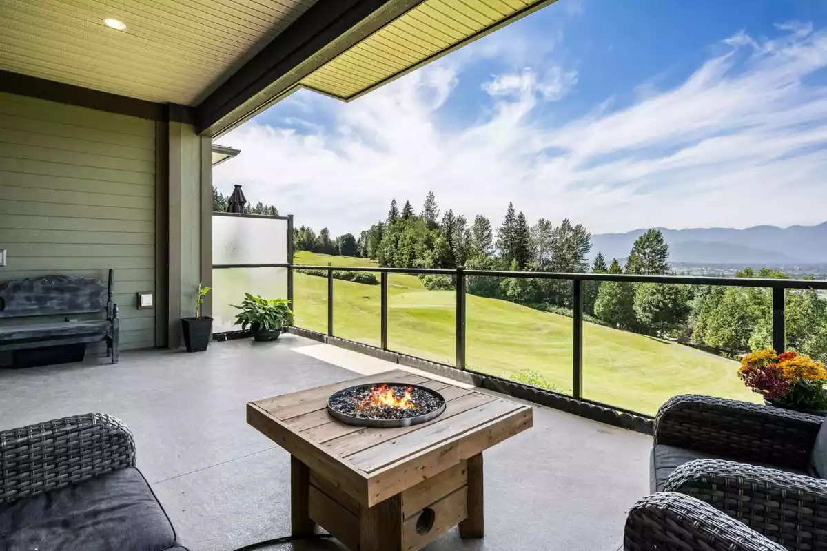 Basement Recreation Room Photo of 111 51096 Falls Court, Chilliwack, BC