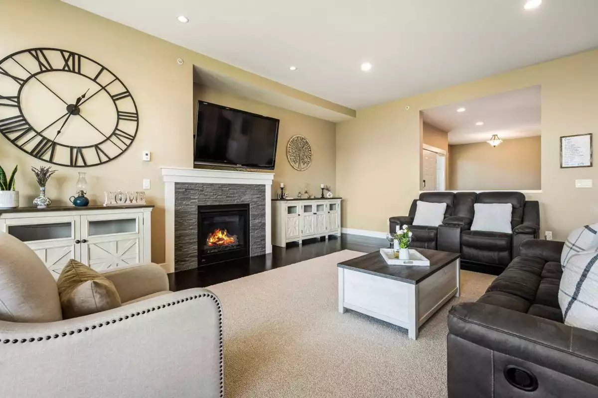 Kitchen Photo of 111 51096 Falls Court, Chilliwack, BC