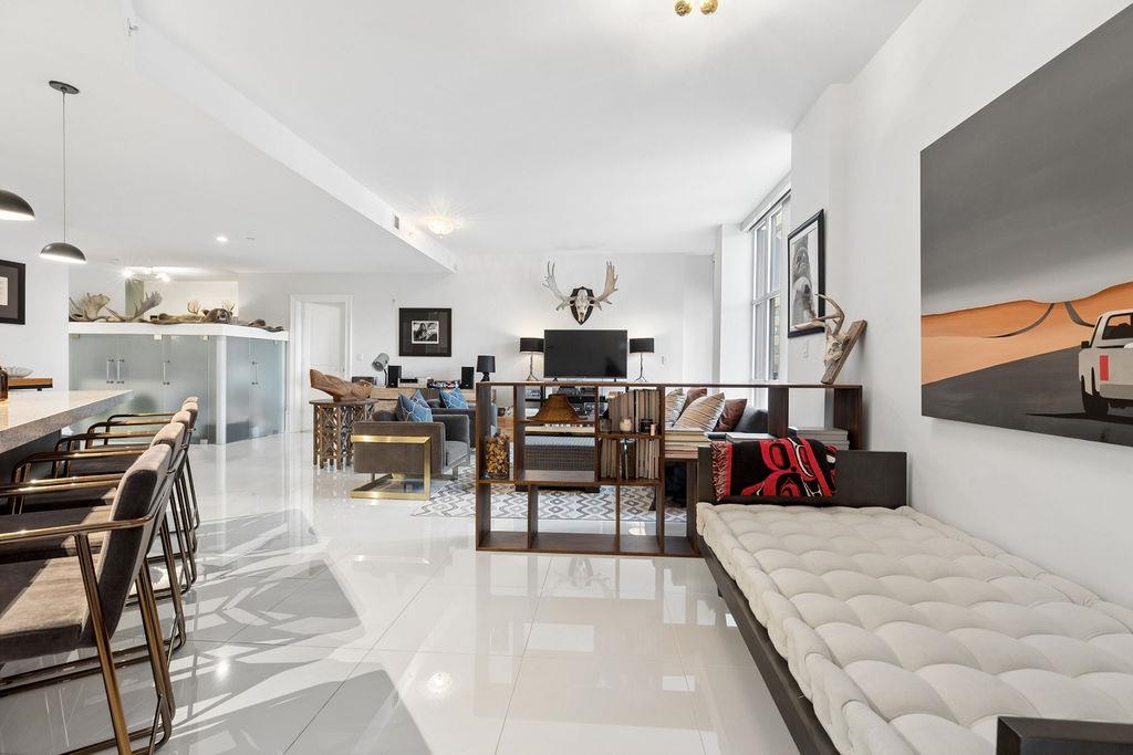 Primary Bathroom Photo of 304 1102 Hornby Street, Vancouver, BC