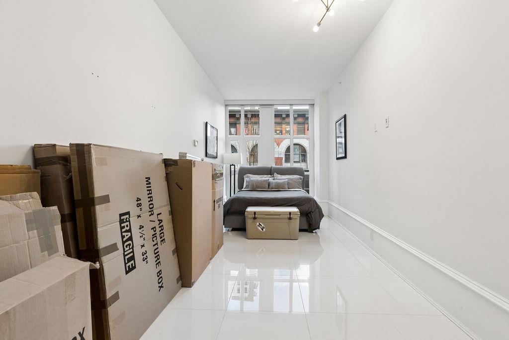 Swimming Pool Photo of 304 1102 Hornby Street, Vancouver, BC