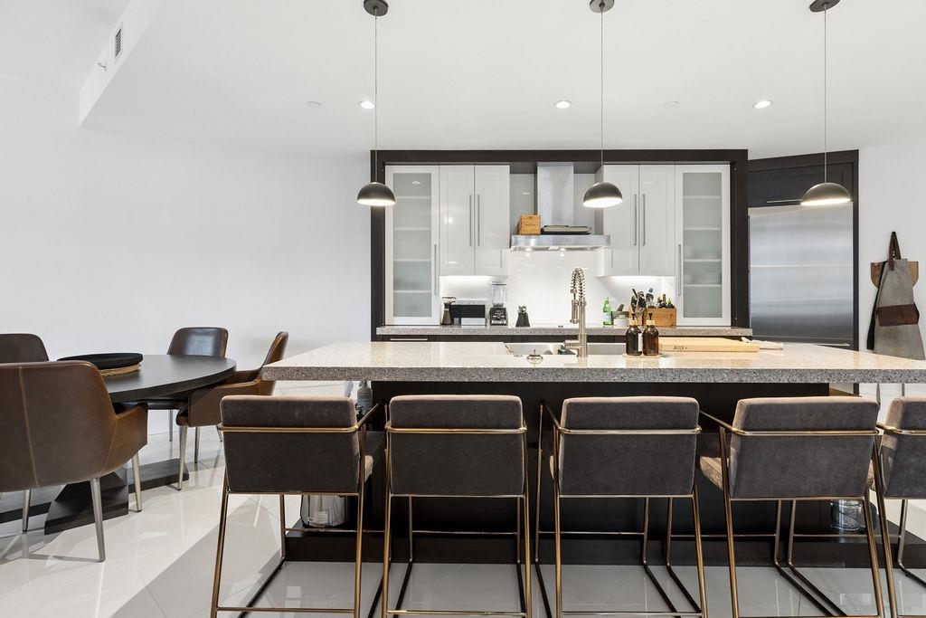 Walk-In Closet Photo of 304 1102 Hornby Street, Vancouver, BC