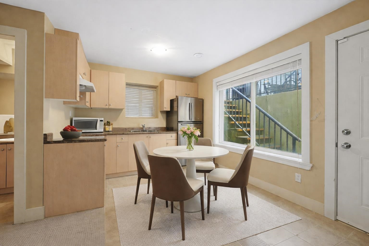 Laundry Room Photo of 6865 196 Street, Surrey, BC