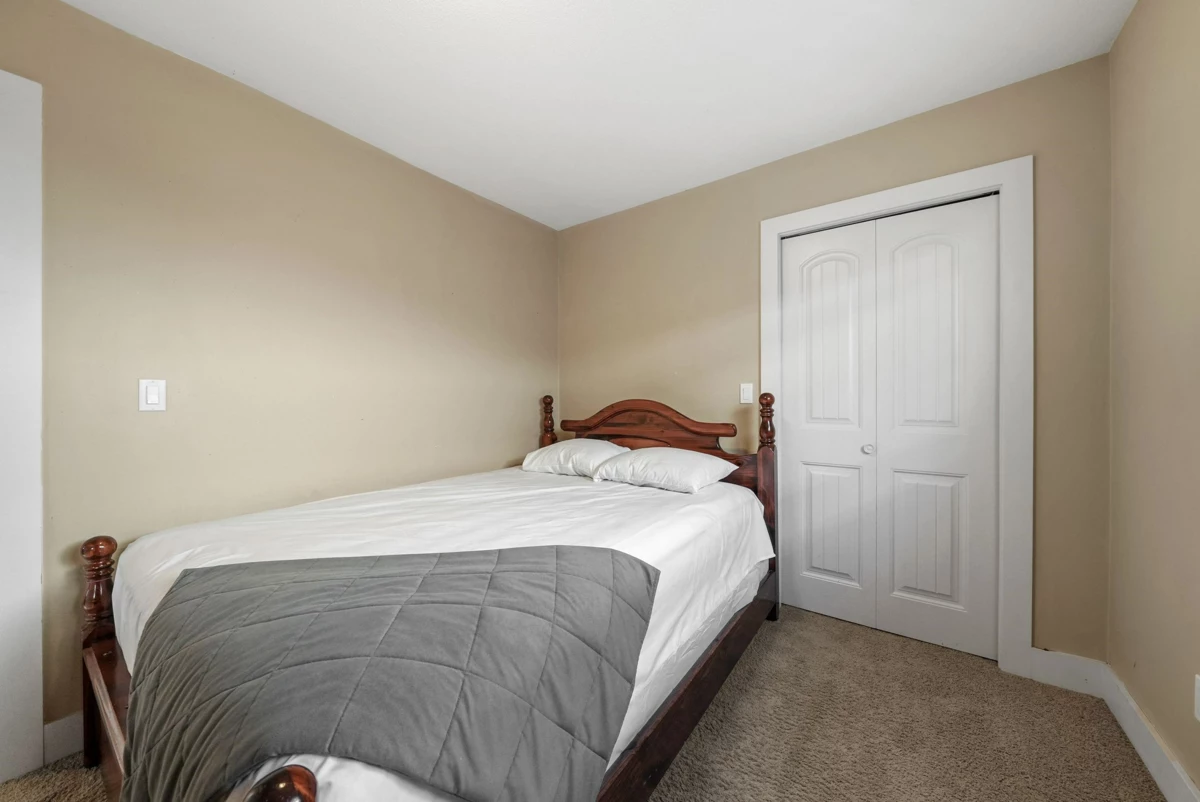 Powder Room Photo of 6865 196 Street, Surrey, BC