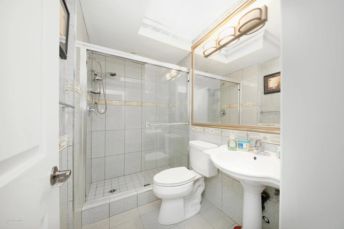 Basement Recreation Room Photo of 3939 Elmwood Street, Burnaby, BC