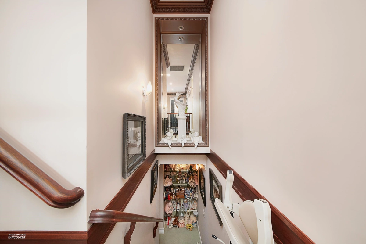 Office / Den Photo of 3939 Elmwood Street, Burnaby, BC