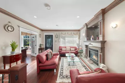 3939 Elmwood Street, Burnaby, BC