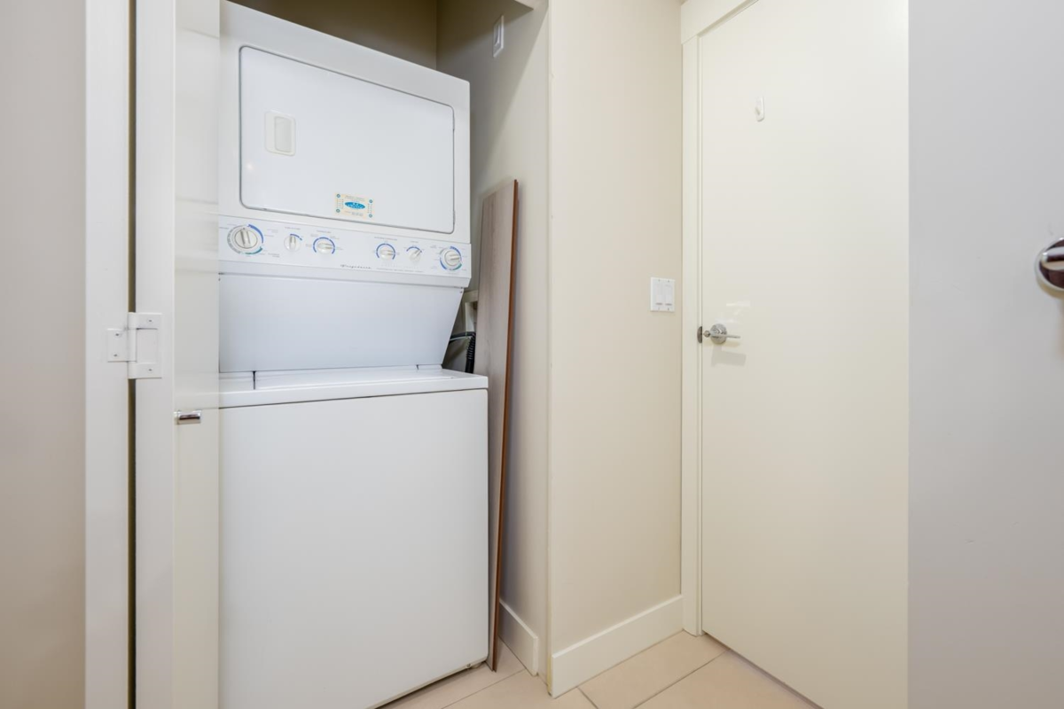 Outdoor Patio Photo of 2808 7088 18th Avenue, Burnaby, BC