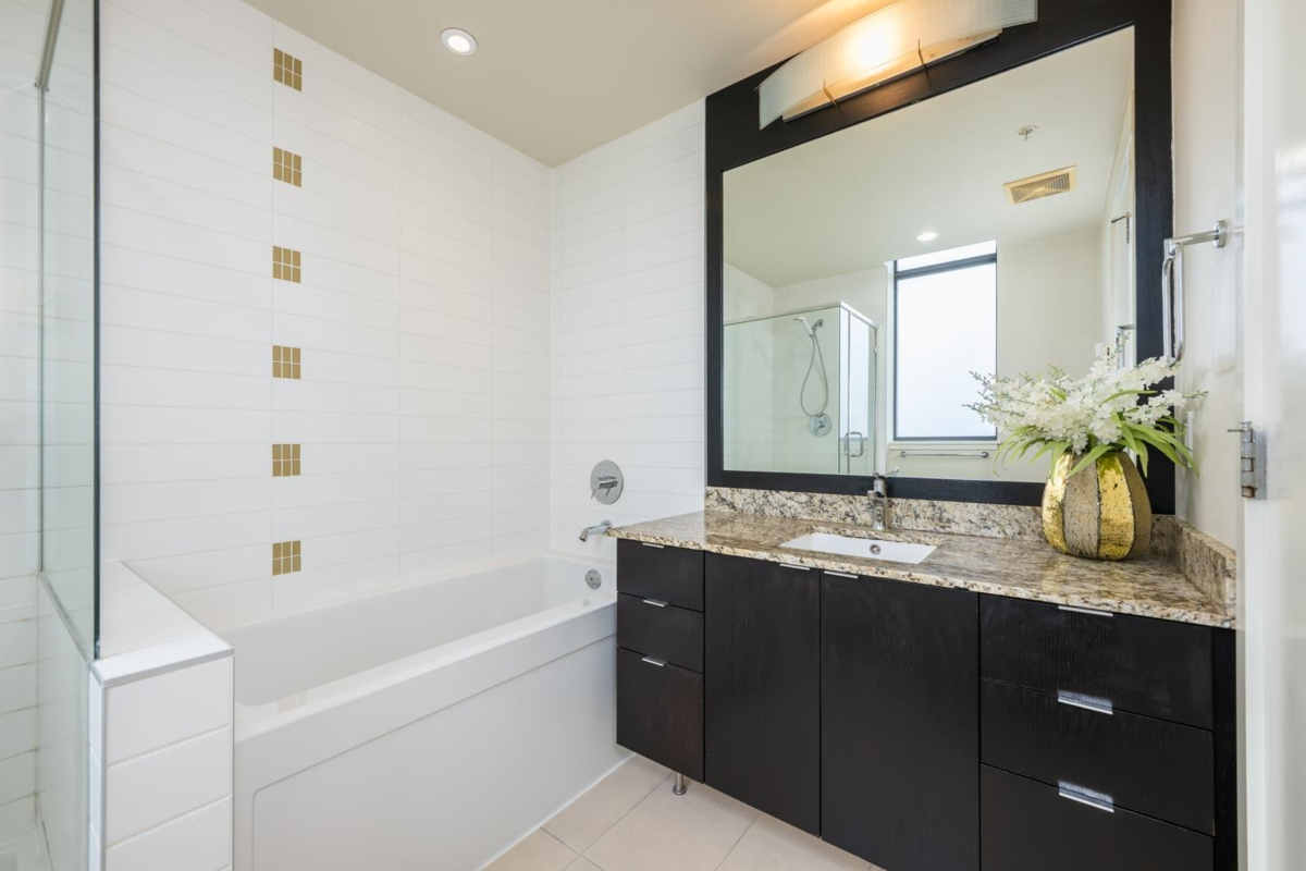 Powder Room Photo of 2808 7088 18th Avenue, Burnaby, BC