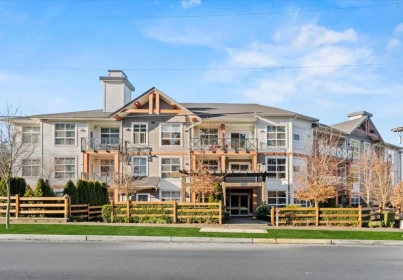 Garden / Landscaping Photo of 101 14605 Mcdougall Drive, Surrey, BC