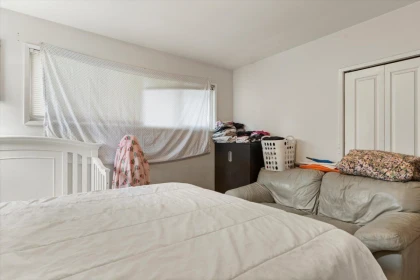Laundry Room Photo of 33919 Victory Boulevard, Abbotsford, BC
