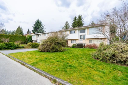 22967 Storey Avenue, Maple Ridge, BC, Maple Ridge — Single Family Residence for sale