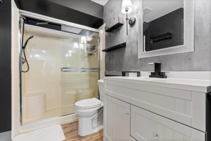 Mudroom Photo of 307 32669 George Ferguson Way, Abbotsford, BC