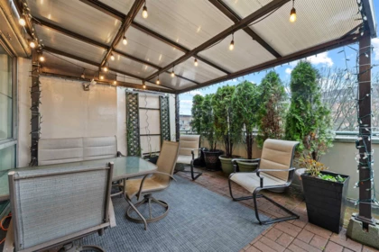 Garden / Landscaping Photo of 403 1159 Main Street, Vancouver, BC