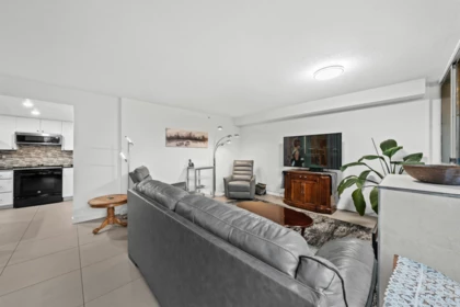 Kitchen Island Photo of 403 1159 Main Street, Vancouver, BC