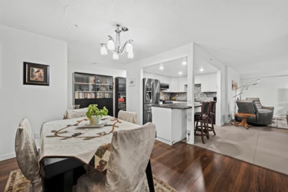 Loft / Bonus Room Photo of 403 1159 Main Street, Vancouver, BC