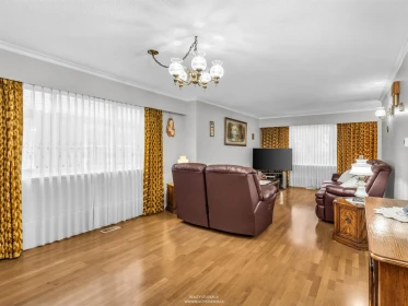583 W 18th Avenue, Vancouver, BC, Vancouver — Single Family Residence for sale
