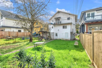 Outdoor Kitchen Photo of 2223 E 8th Avenue, Vancouver, BC
